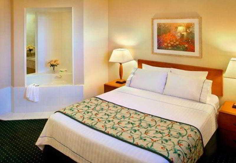 Fairfield Inn & Suites By Marriott Edison - South Plainfield Eksteriør billede