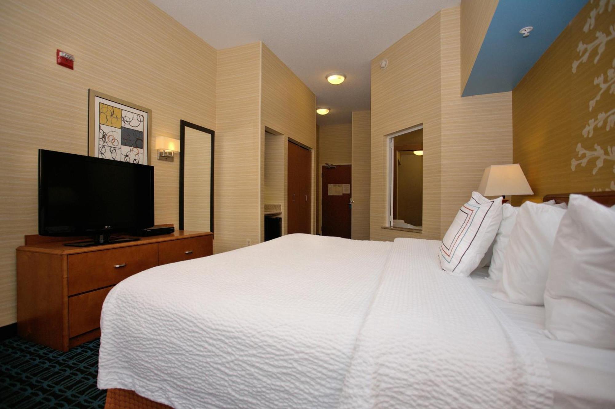Fairfield Inn & Suites By Marriott Edison - South Plainfield Eksteriør billede