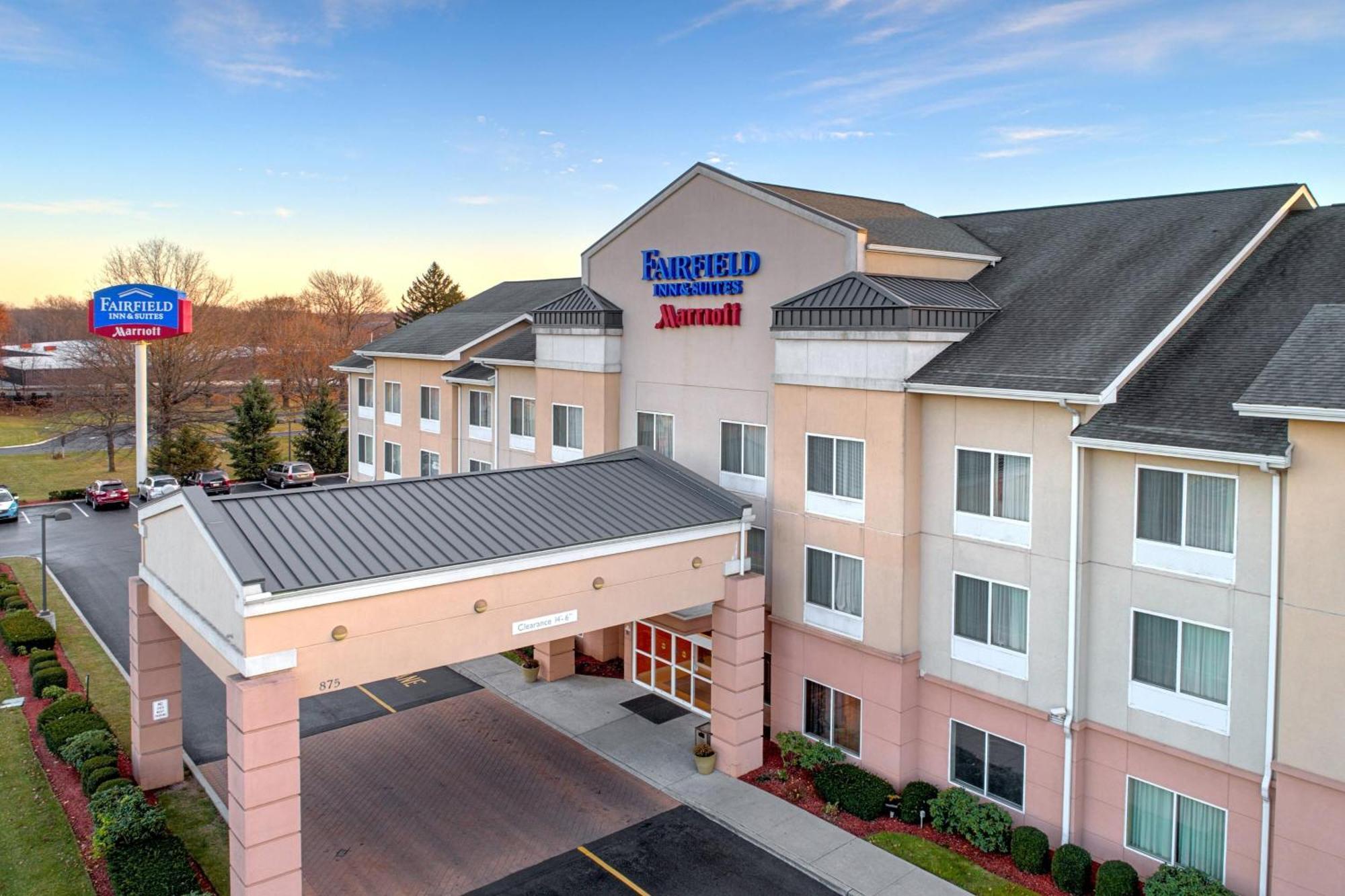Fairfield Inn & Suites By Marriott Edison - South Plainfield Eksteriør billede