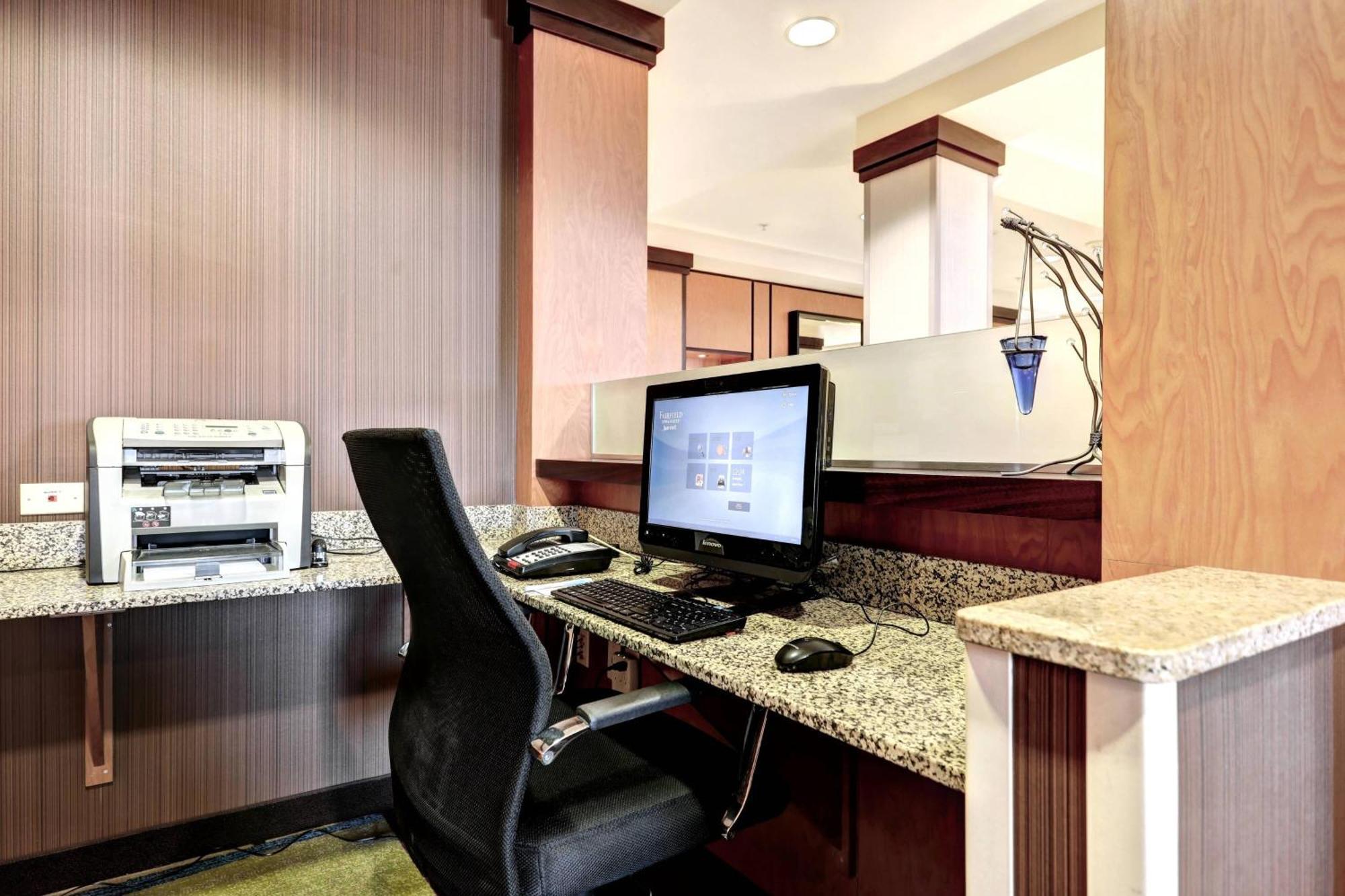 Fairfield Inn & Suites By Marriott Edison - South Plainfield Eksteriør billede