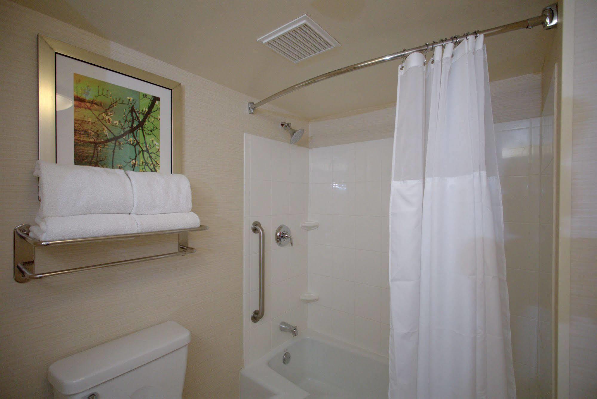Fairfield Inn & Suites By Marriott Edison - South Plainfield Eksteriør billede