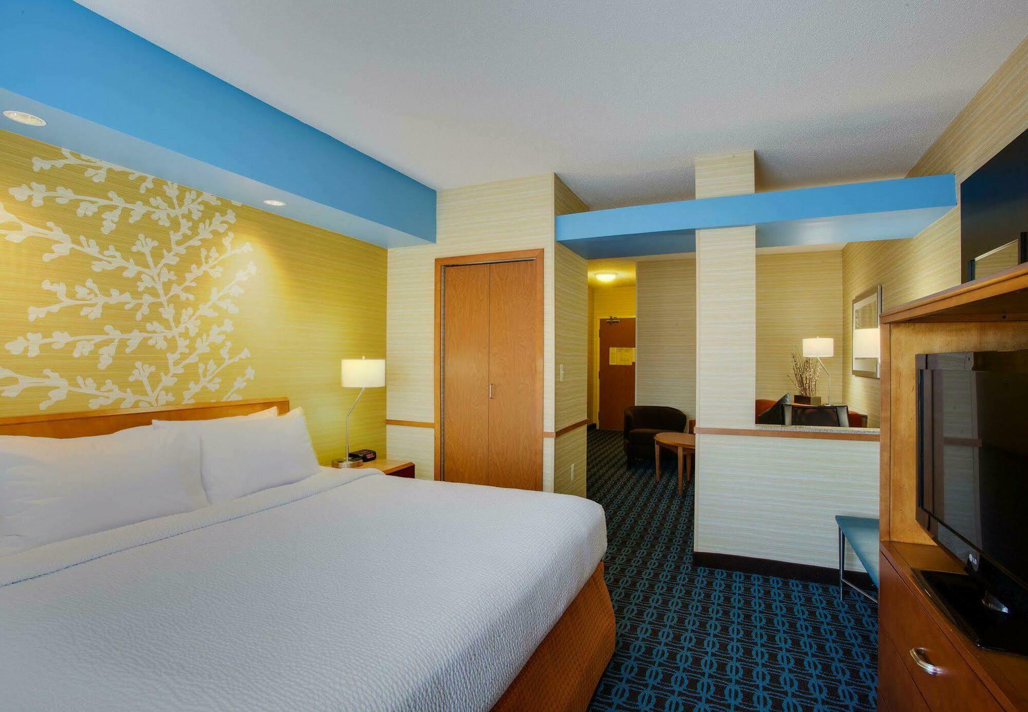 Fairfield Inn & Suites By Marriott Edison - South Plainfield Eksteriør billede